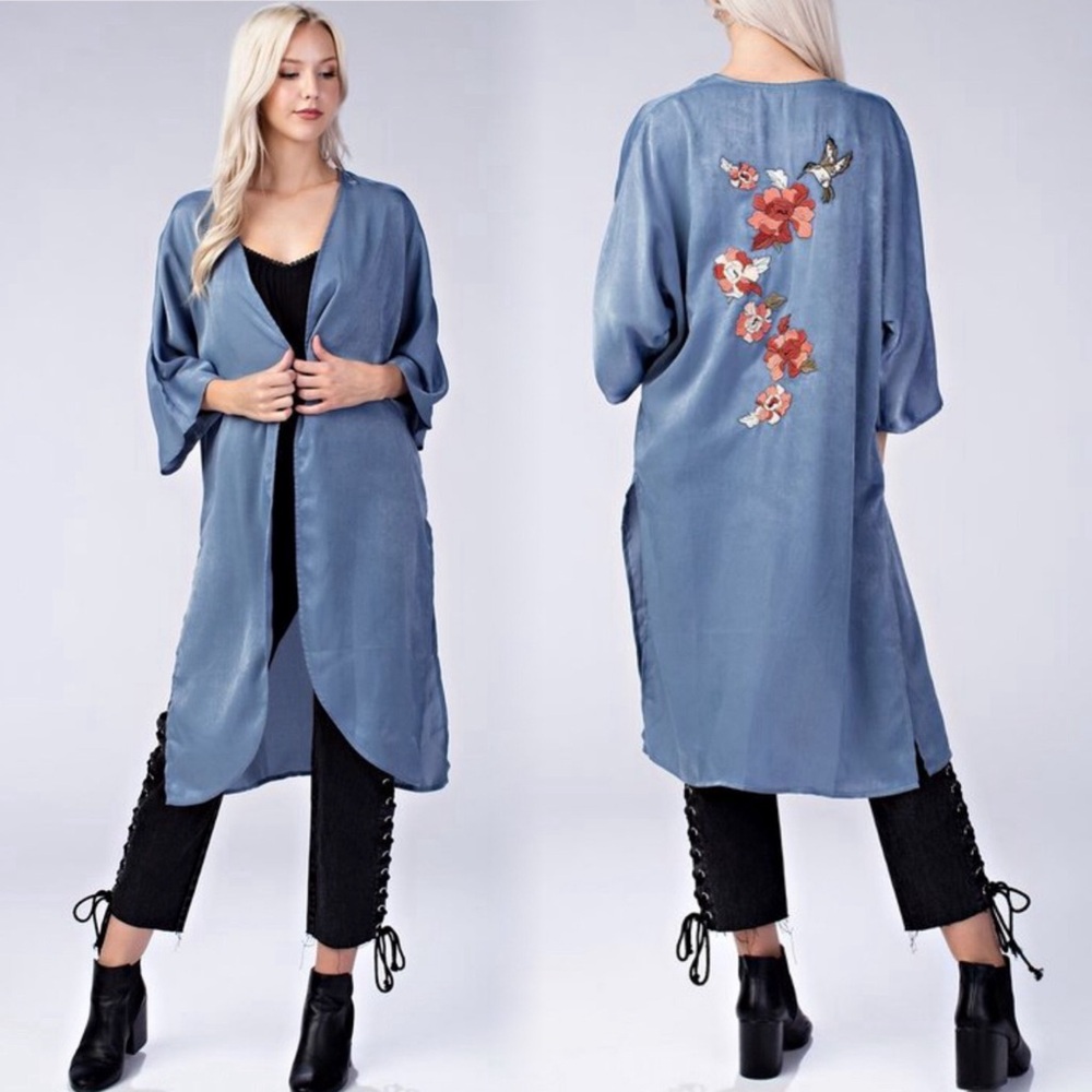 Embroidered satin blue cardigan